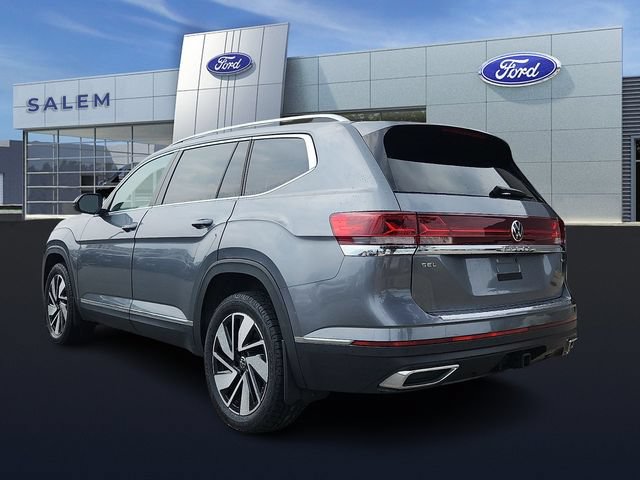 Used 2024 Volkswagen Atlas SEL AWD/4WD image 4
