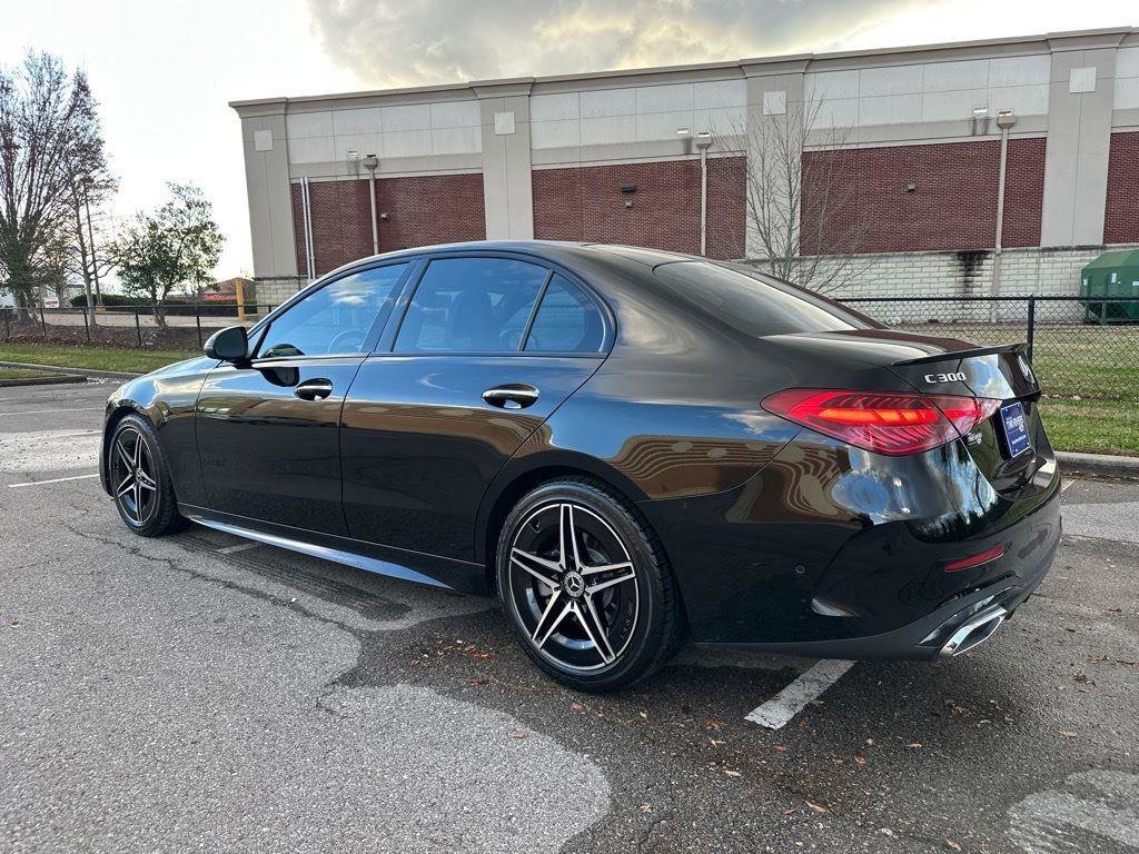 Used 2022 Mercedes-Benz C 300 Sedan image 4