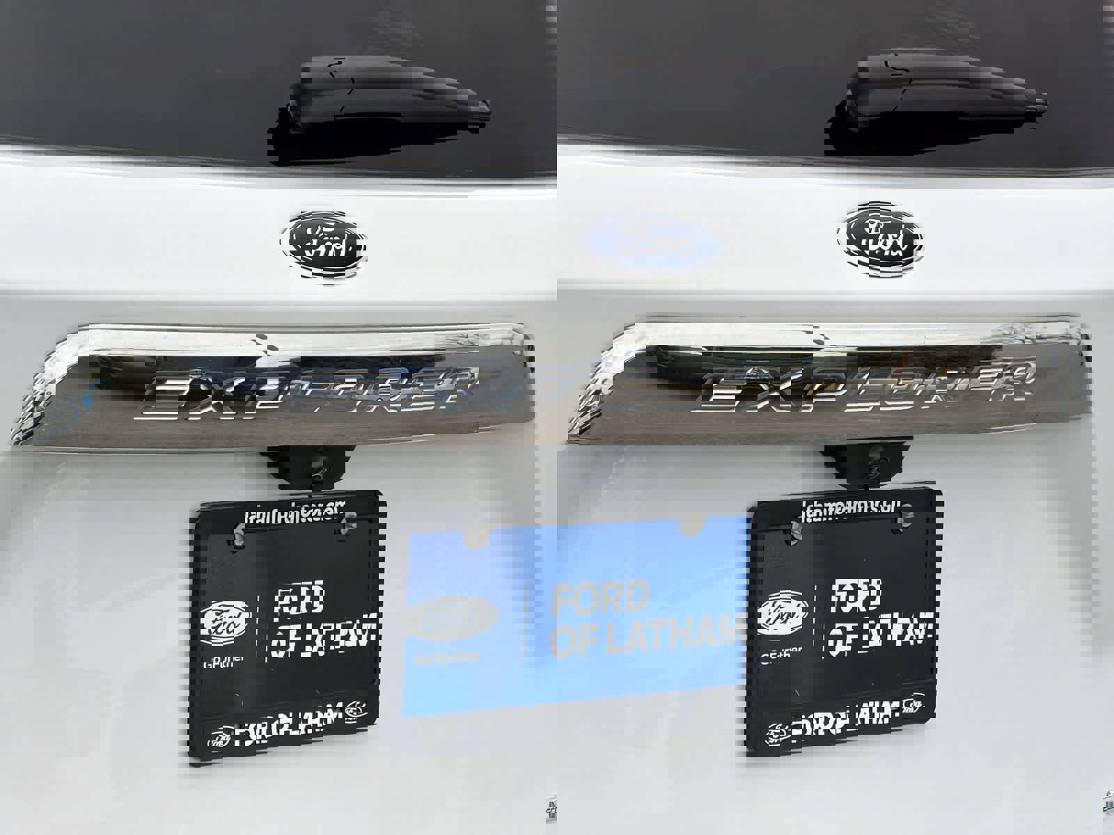 Certified 2020 Ford Explorer XLT w/ Equipment Group 202A image 13