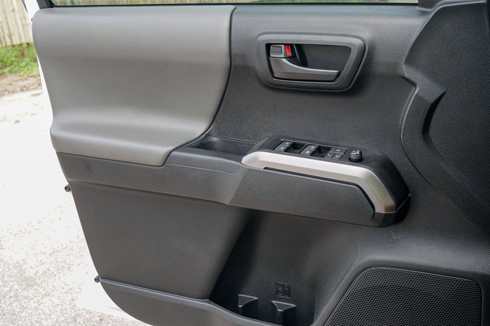 Used 2023 Toyota Tacoma SR5 RWD image 19