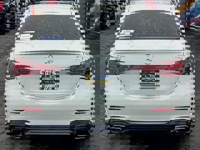 Used 2022 Mercedes-Benz C 300 4MATIC Sedan image 3