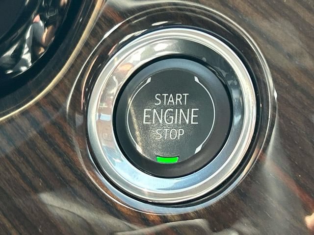 Used 2025 Cadillac XT6 Premium Luxury w/ Platinum Package AWD/4WD image 36