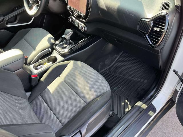 Used 2023 Kia Soul S FWD image 23