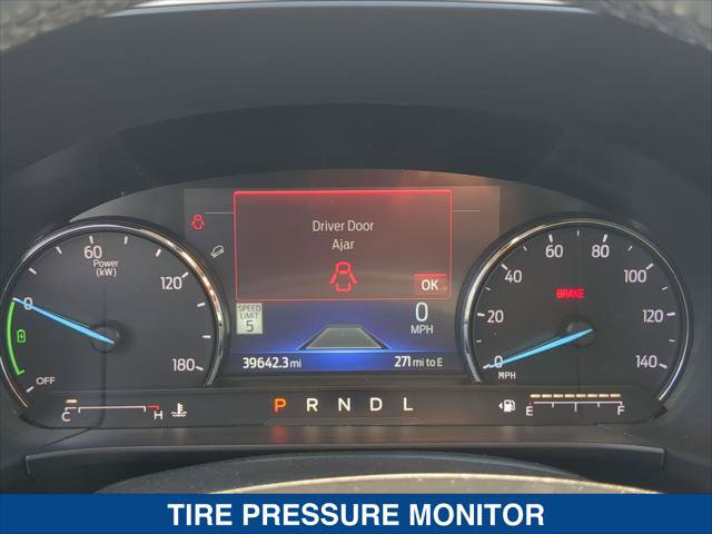 Certified 2021 Ford Escape SE FWD image 16