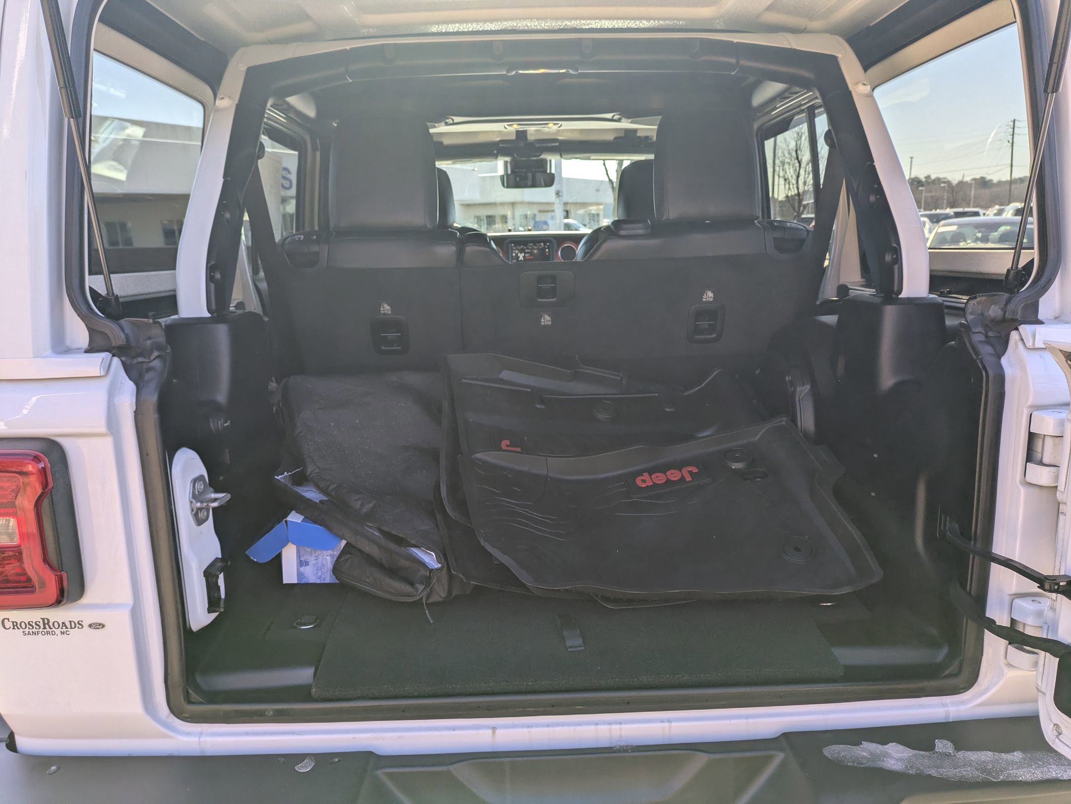 Used 2021 Jeep Wrangler Unlimited Rubicon image 34