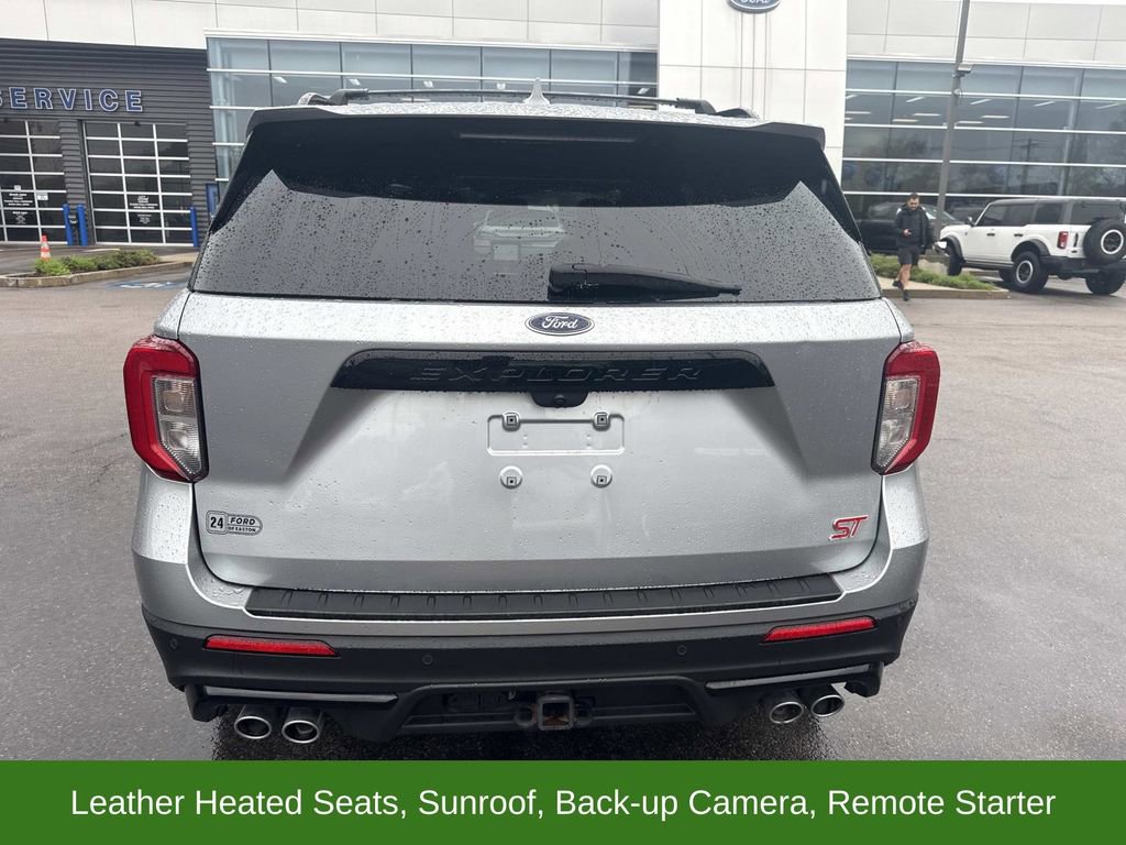 Certified 2020 Ford Explorer ST w/ Premium Technology Package AWD/4WD image 4