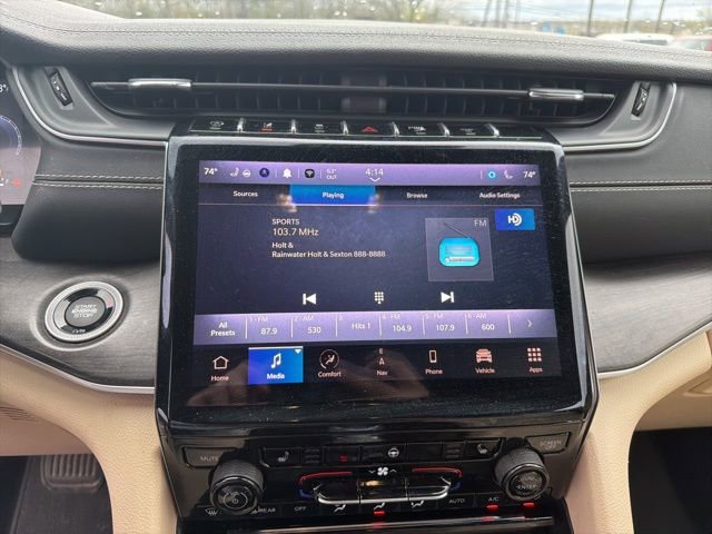 Used 2023 Jeep Grand Cherokee L Limited image 8