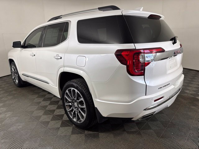 Used 2020 GMC Acadia Denali w/ Technology Package AWD/4WD image 5