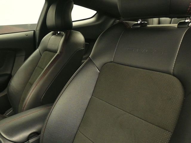 Certified 2017 Ford Mustang GT Premium w/ Equipment Group 401A image 18
