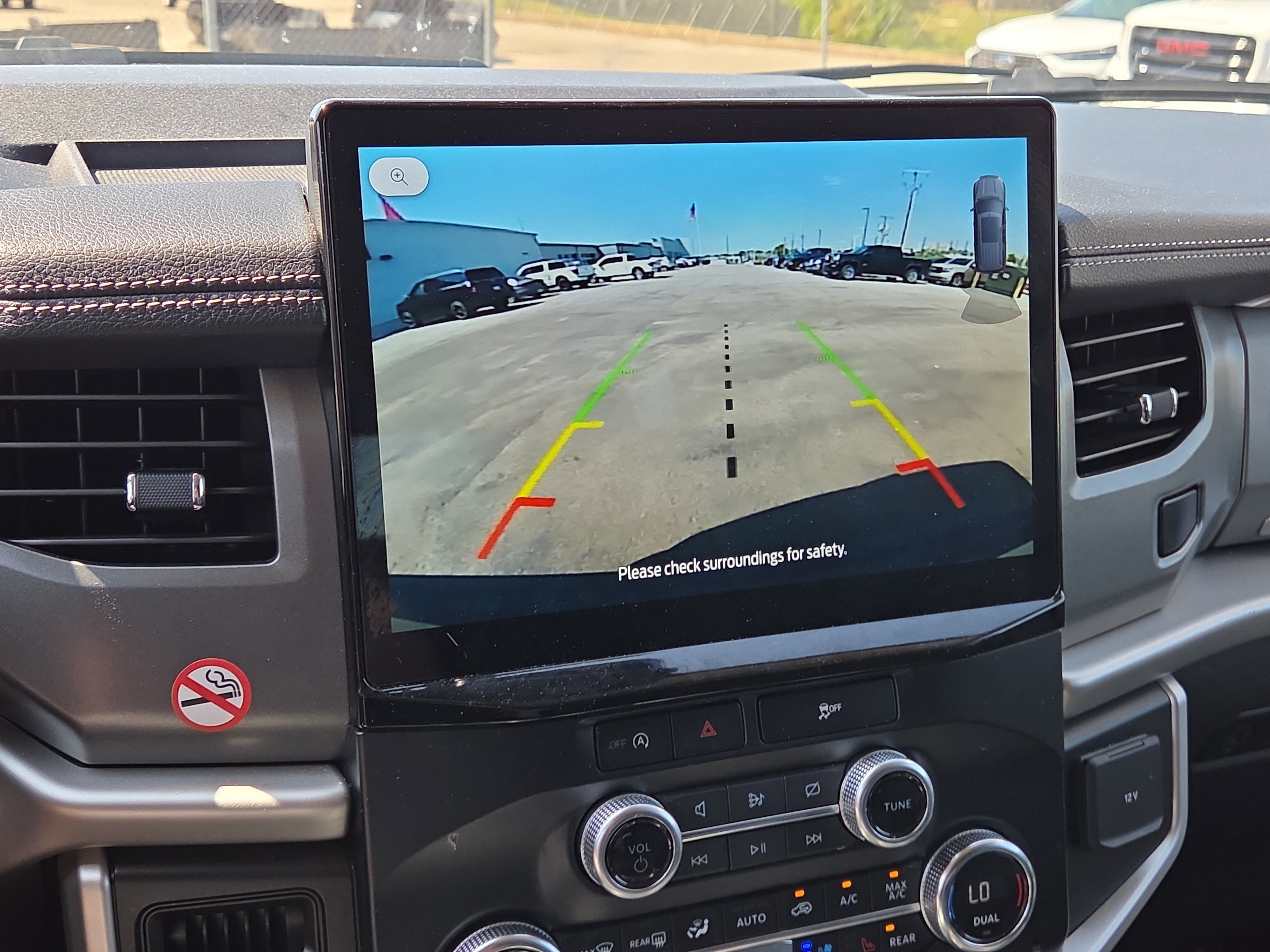 Certified 2024 Ford Expedition XLT RWD image 25