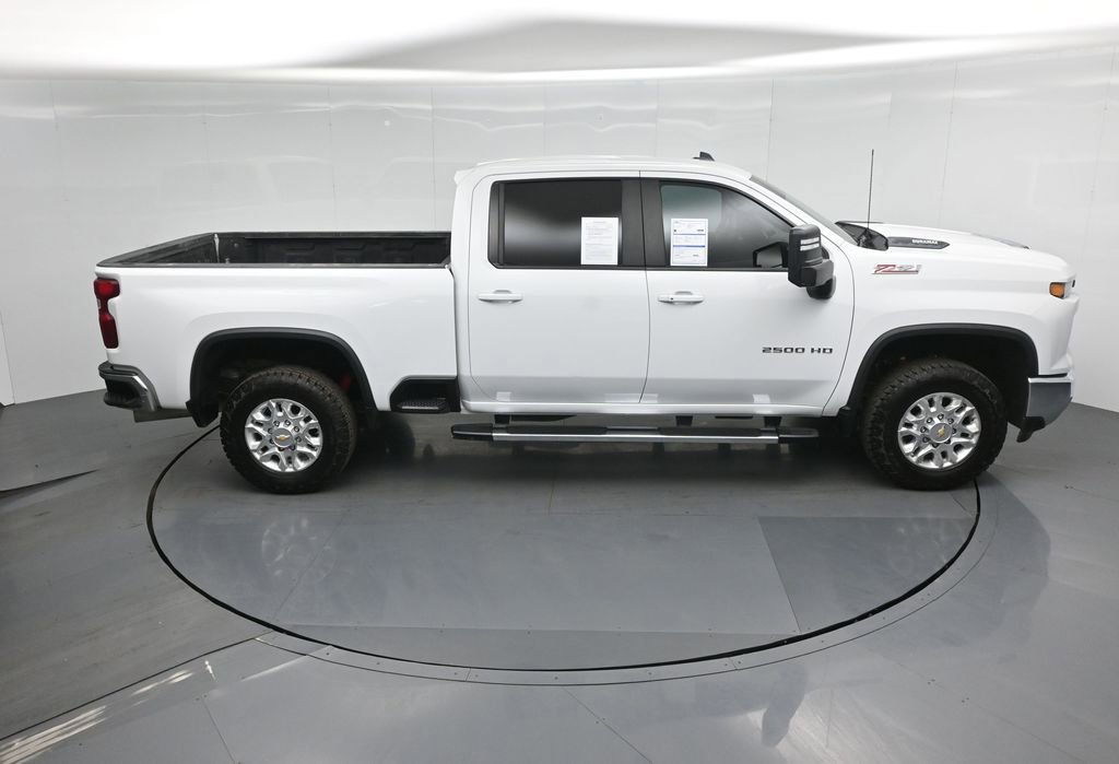 Used 2024 Chevrolet Silverado 2500 LT image 35