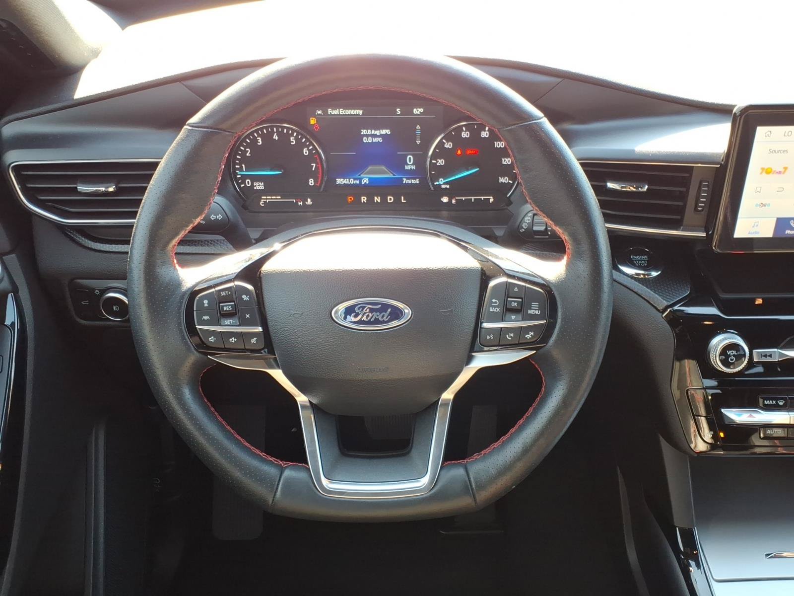 Certified 2024 Ford Explorer ST-Line w/ Class IV Trailer Tow Package AWD/4WD image 12