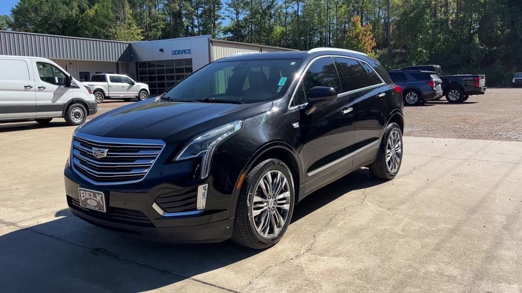 Used 2019 Cadillac XT5 Premium Luxury image 2