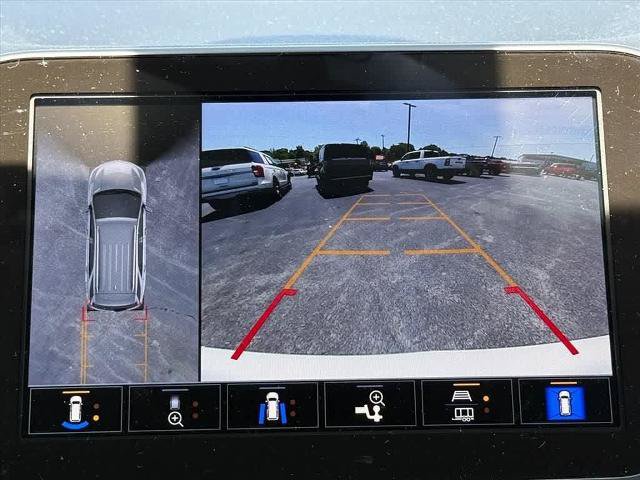 Used 2024 Chevrolet Equinox LT FWD image 20
