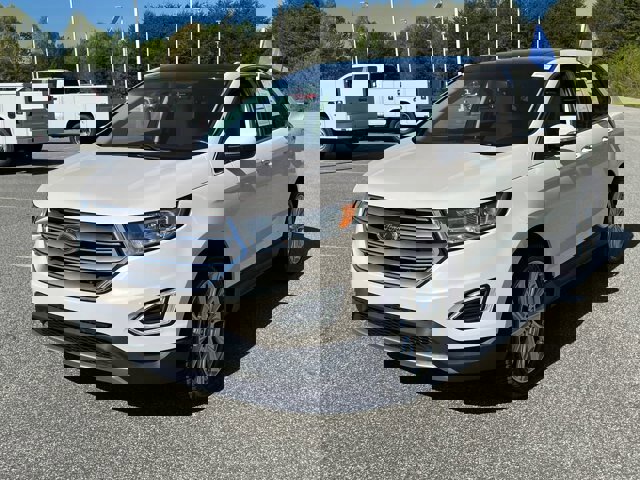 Certified 2017 Ford Edge Titanium w/ Equipment Group 301A image 8