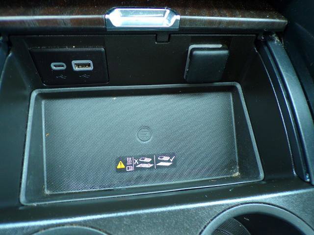 Used 2023 GMC Yukon Denali w/ LPO, Floor Liner Package AWD/4WD image 22