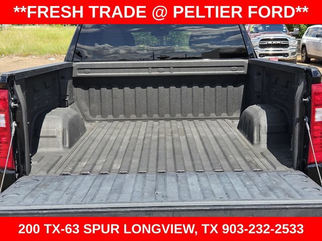 Used 2023 Chevrolet Silverado 1500 LT AWD/4WD image 9