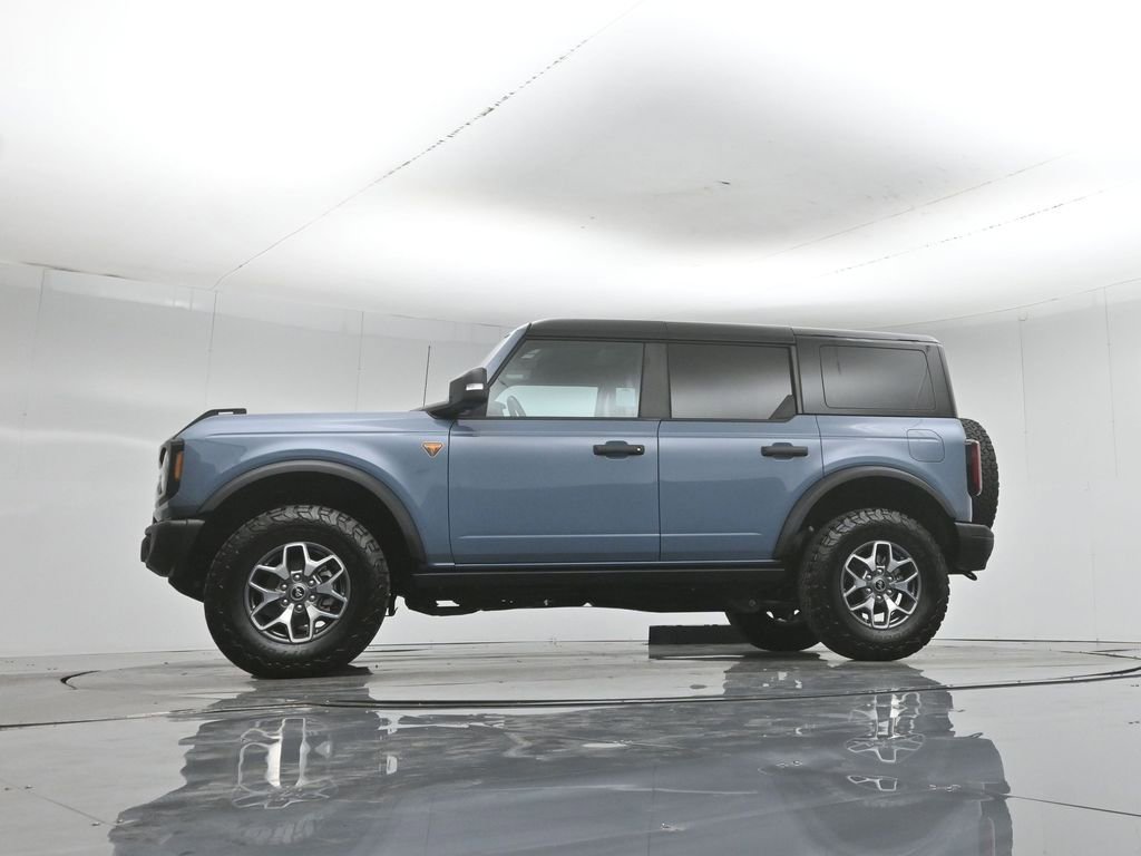 Certified 2025 Ford Bronco Badlands AWD/4WD image 54