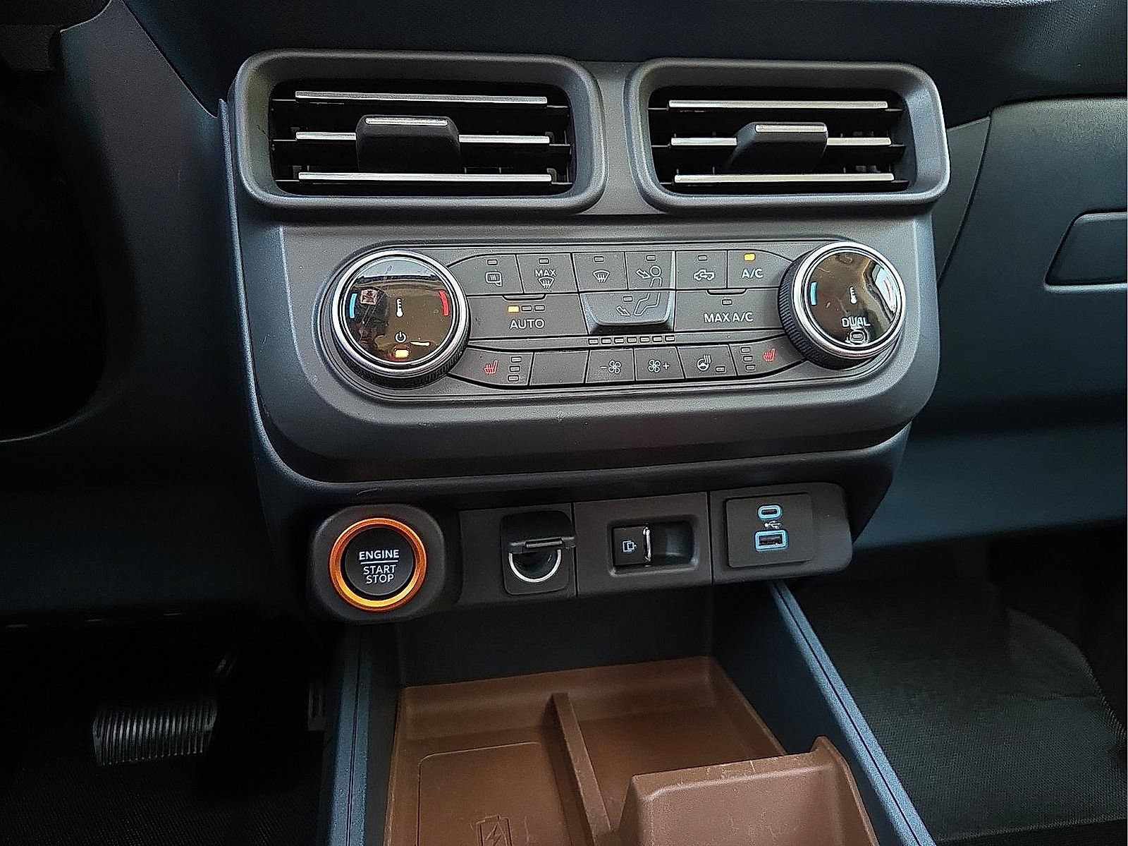 Certified 2024 Ford Maverick Lariat AWD/4WD image 17