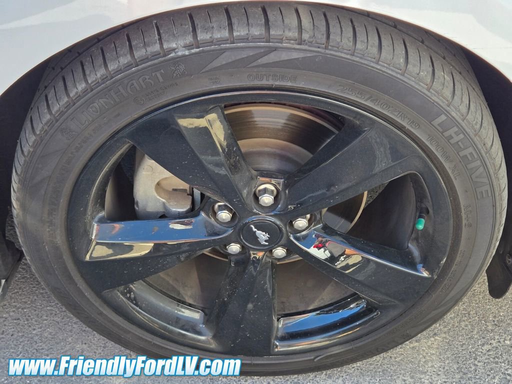 Certified 2022 Ford Mustang EcoBoost w/ Black Accent Package image 4