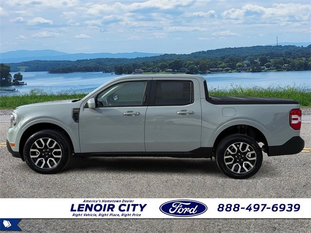 Certified 2022 Ford Maverick Lariat image 4