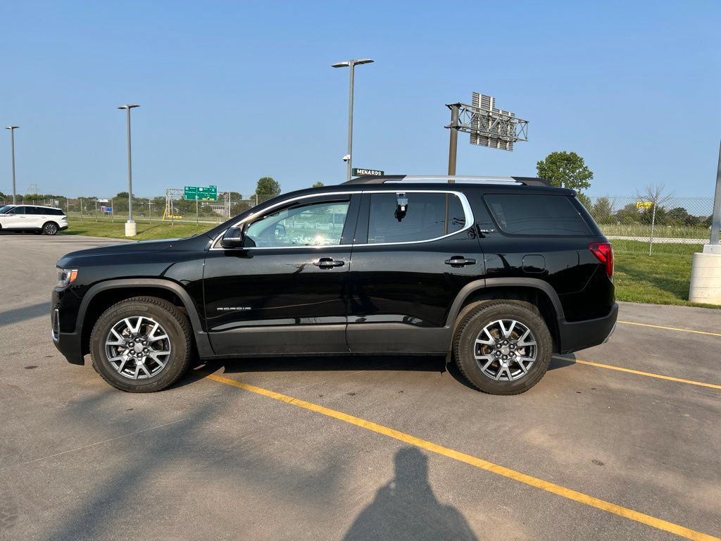 Used 2023 GMC Acadia SLT w/ Preferred Package AWD/4WD image 10