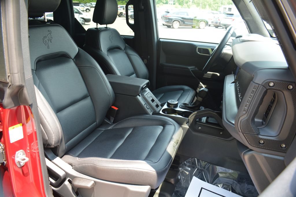Certified 2025 Ford Bronco Badlands w/ Sasquatch Package AWD/4WD image 22