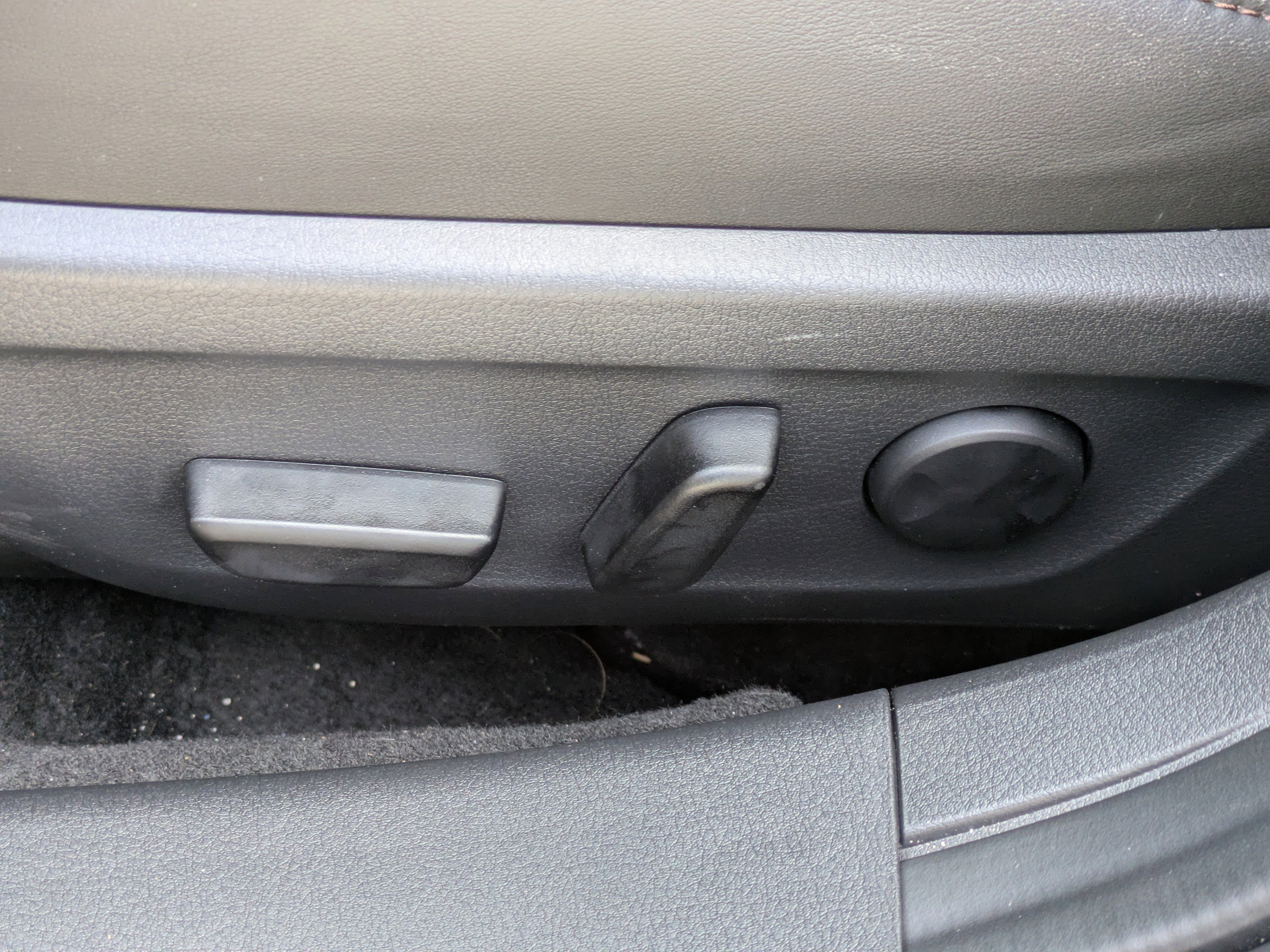 Used 2022 MAZDA MAZDA3 s image 19