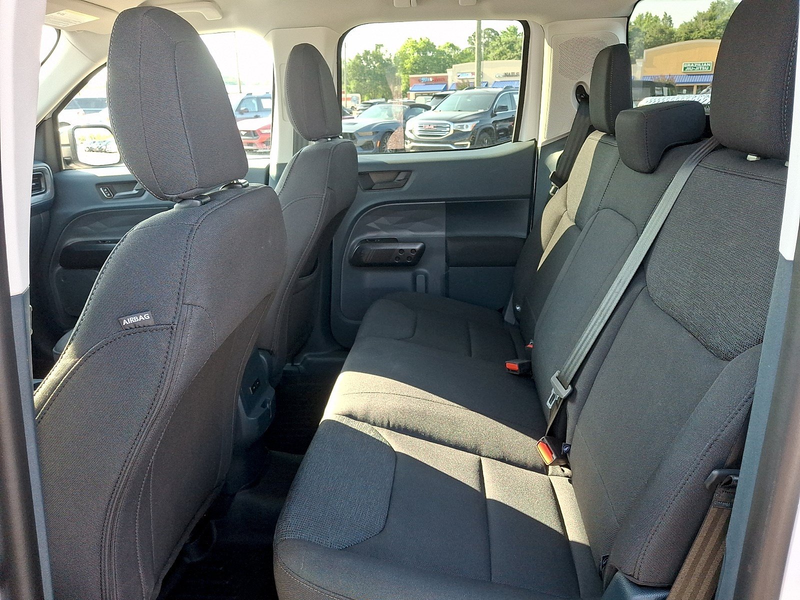 Certified 2025 Ford Maverick XL FWD image 9