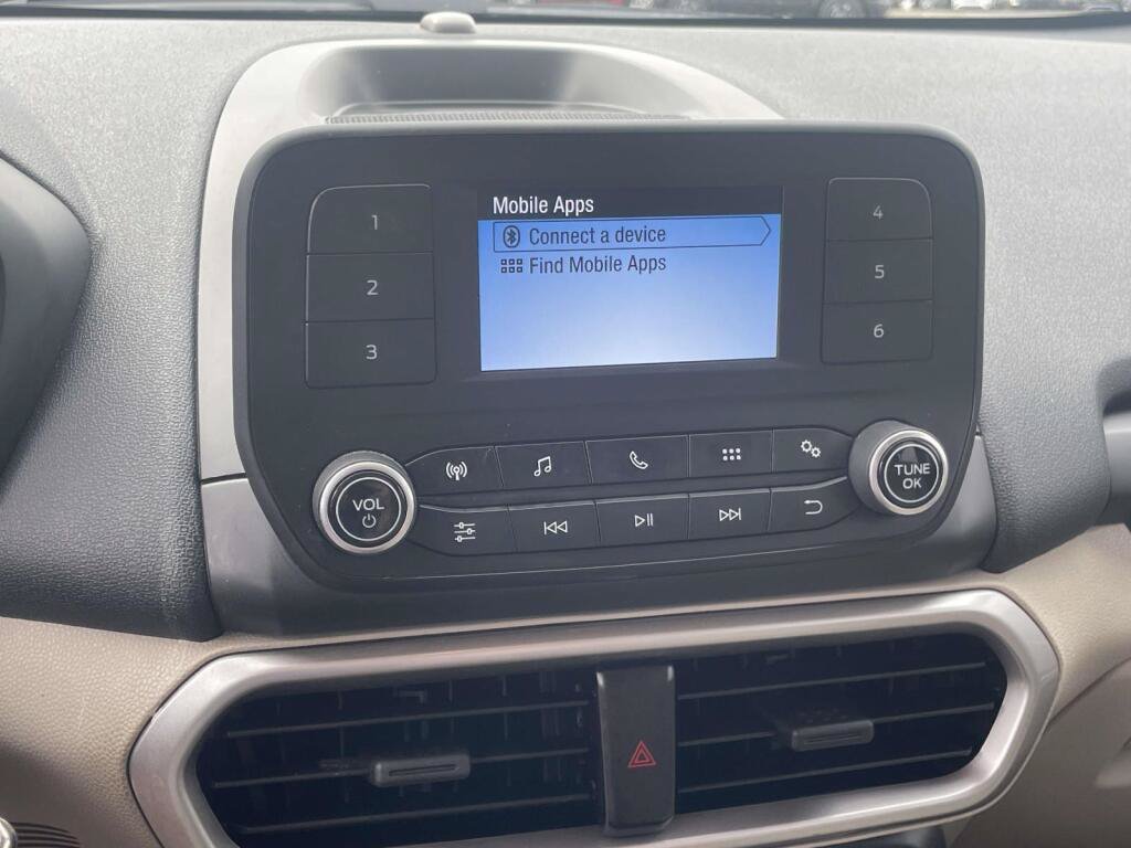 Certified 2021 Ford EcoSport S AWD/4WD image 21