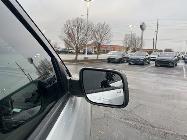 Certified 2018 Ford Explorer XLT w/ Equipment Group 202A image 8