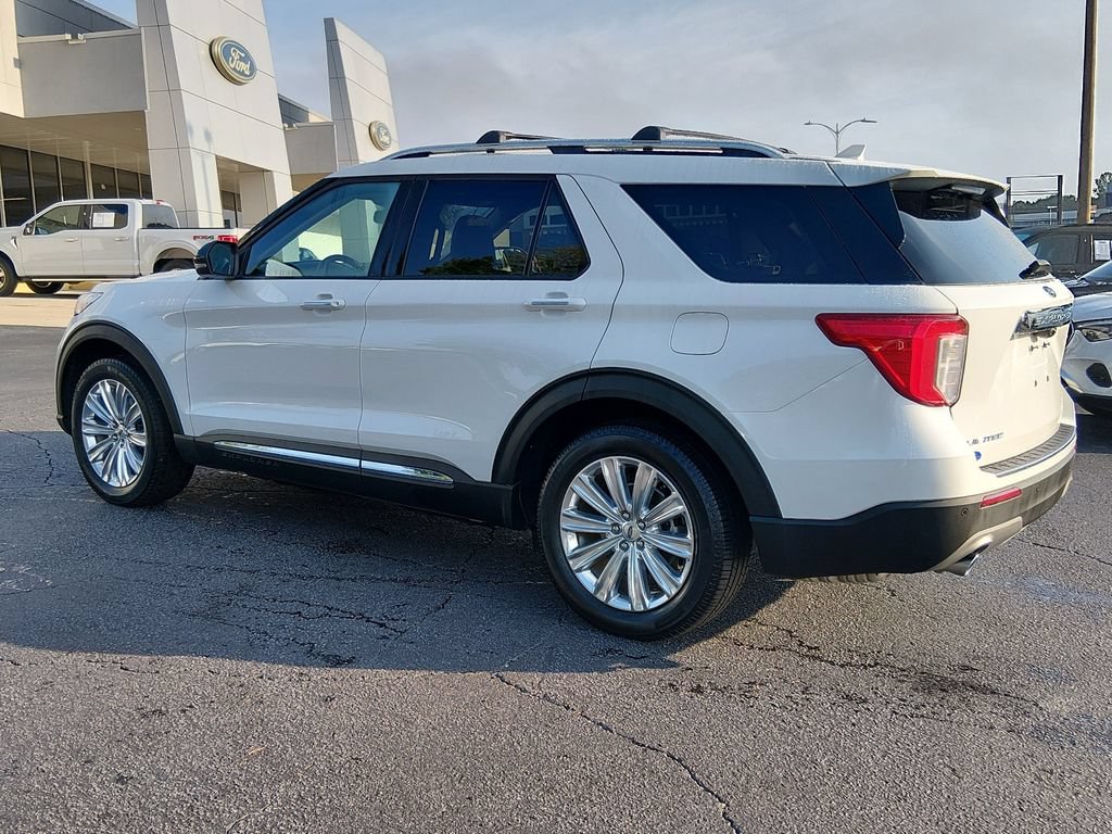 Certified 2023 Ford Explorer Limited w/ Limited Technology Package RWD image 6