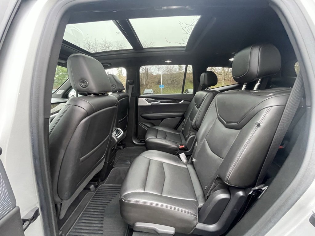 Used 2020 Cadillac XT6 Premium Luxury image 28