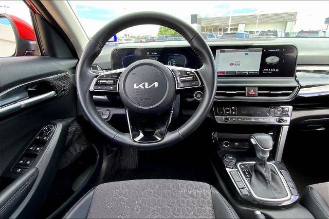 Used 2025 Kia Seltos S image 8