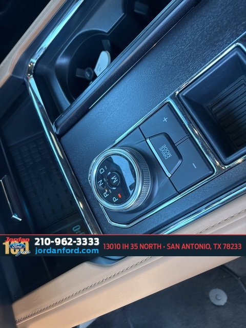 Certified 2023 Ford Expedition Max Platinum image 18