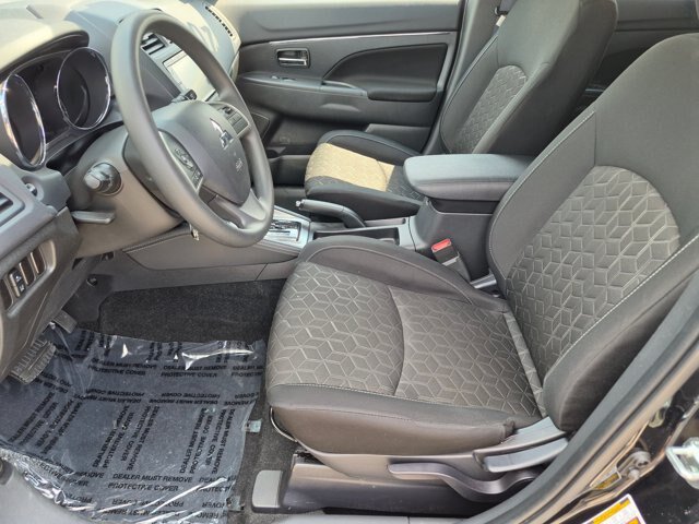 Used 2025 Mitsubishi Outlander Sport ES AWD/4WD image 12
