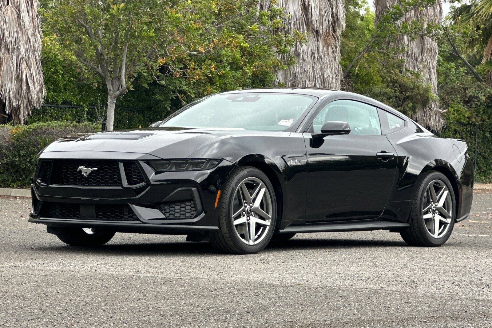 Certified 2025 Ford Mustang GT Premium RWD image 8