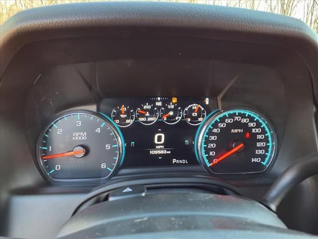 Used 2019 Chevrolet Suburban Premier w/ Premier Plus Edition image 24