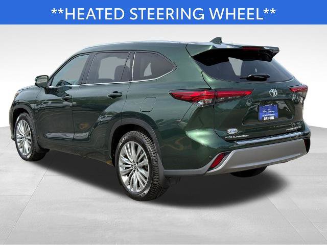 Used 2023 Toyota Highlander Platinum AWD/4WD image 4