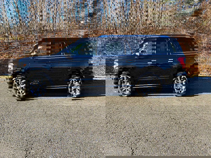 Certified 2019 Ford Expedition Max Platinum image 4