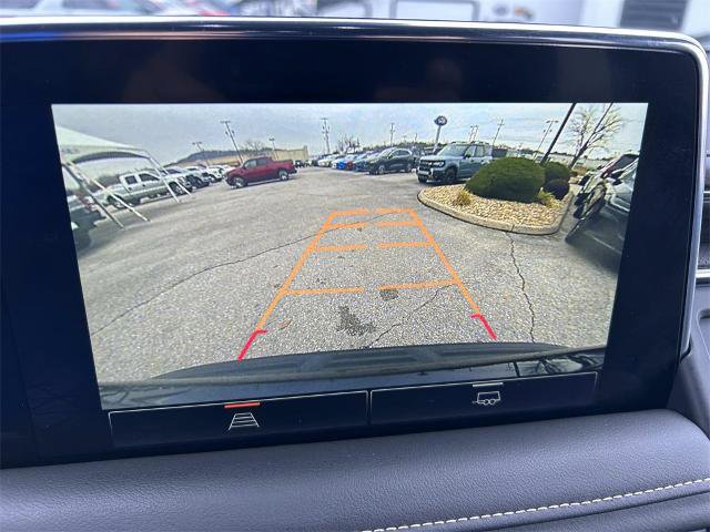 Used 2024 GMC Yukon SLT image 33