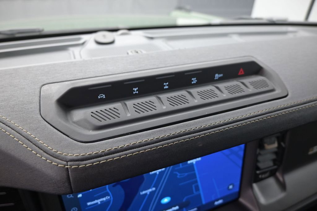 Certified 2025 Ford Bronco Badlands AWD/4WD image 48