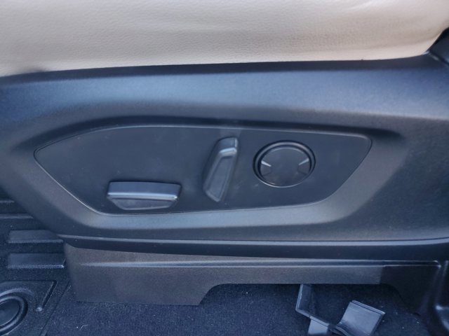 Certified 2020 Ford Explorer XLT w/ Equipment Group 202A image 15