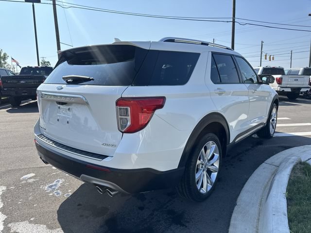 Certified 2023 Ford Explorer Platinum w/ Technology Package AWD/4WD image 5