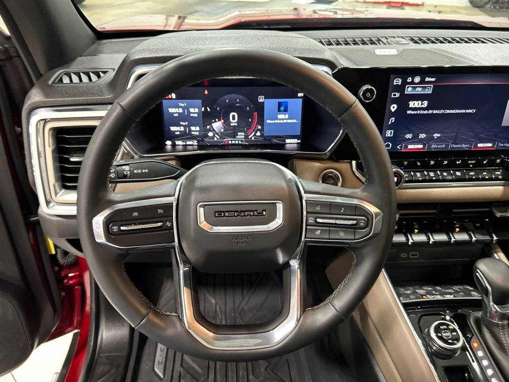 Used 2024 GMC Canyon Denali AWD/4WD image 17