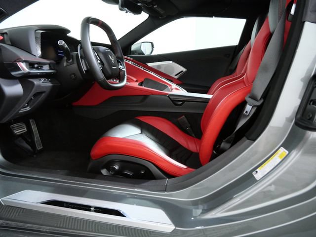 Used 2022 Chevrolet Corvette Stingray Preferred Conv w/ Battery Protection Package RWD image 14