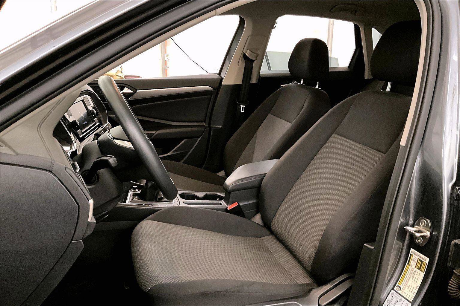 Used 2021 Volkswagen Jetta S image 24