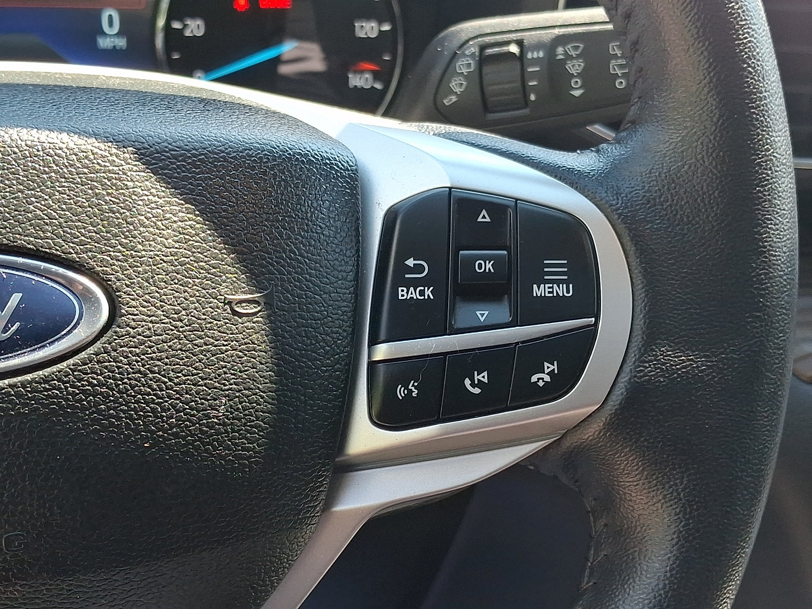 Certified 2023 Ford Explorer Limited w/ Limited Technology Package AWD/4WD image 26
