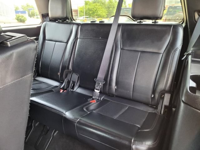 Certified 2019 Ford Expedition XLT w/ Equipment Group 201A RWD image 24
