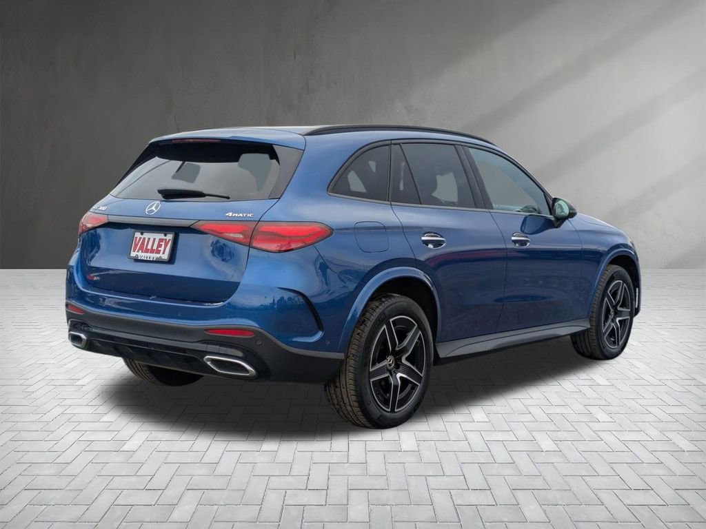 Used 2023 Mercedes-Benz GLC 300 GLC 300 image 9